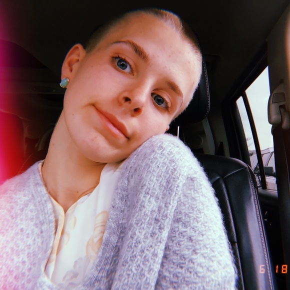 Meet your Posher, Kate - Picture 1 of 1